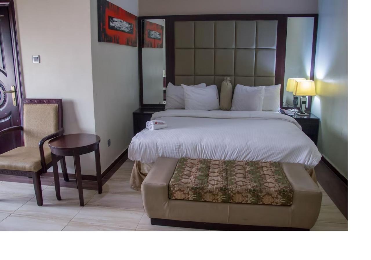 Exel Oriental Hotel & Suites 拉各斯 外观 照片