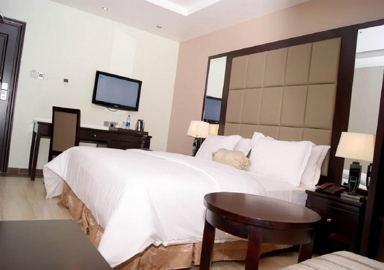 Exel Oriental Hotel & Suites 拉各斯 外观 照片